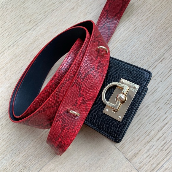 Korean brand clutch and shoulder bag - Picture 3 of 4